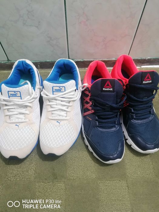 Adidași mărimea 42