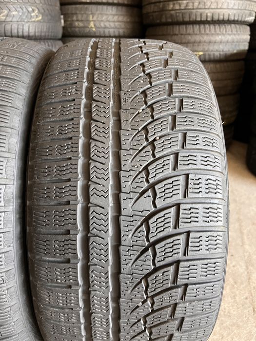 2 anvelope iarna 245/35/19 , nokian , 6.5 mm