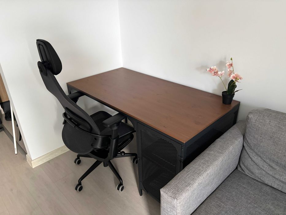 Birou pentru computer IKEA FJÄLLBO