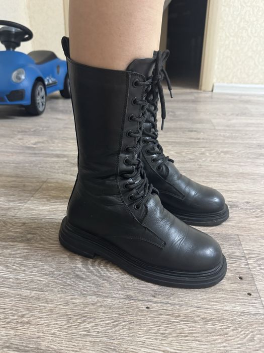 Зимние кожанные сапоги