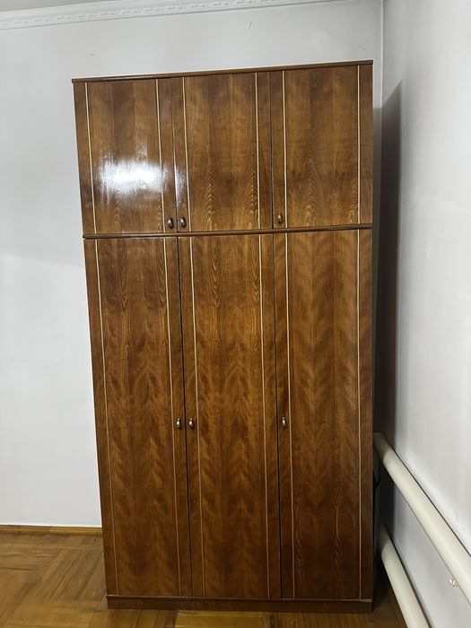 Спальный гарнитур