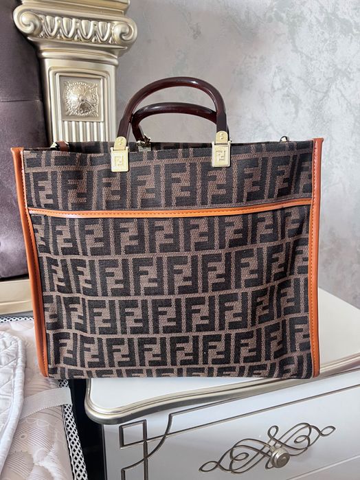 sumka fendi jenskaya