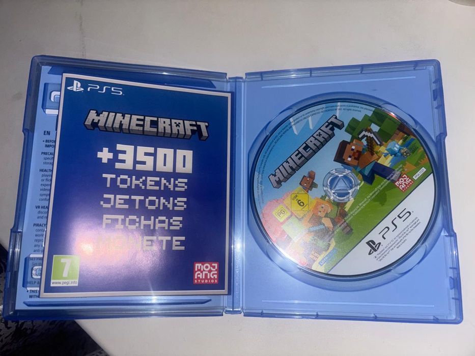 Продам игры совсем новые , пару раз сыграл