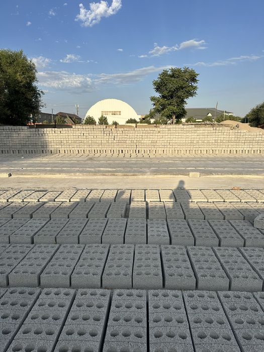 Шлакоблок строительный