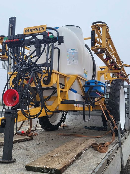 Masina  Erbicidat ,MET BOGUSLAV ODYSSEY 2500L/18m