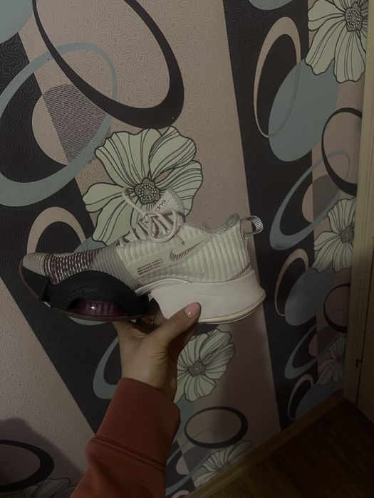 Маратонки Nike superrep