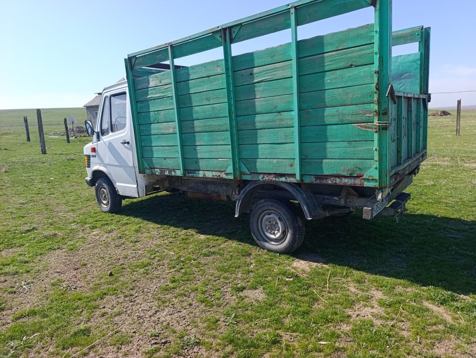 Мерседес бенс грузовой