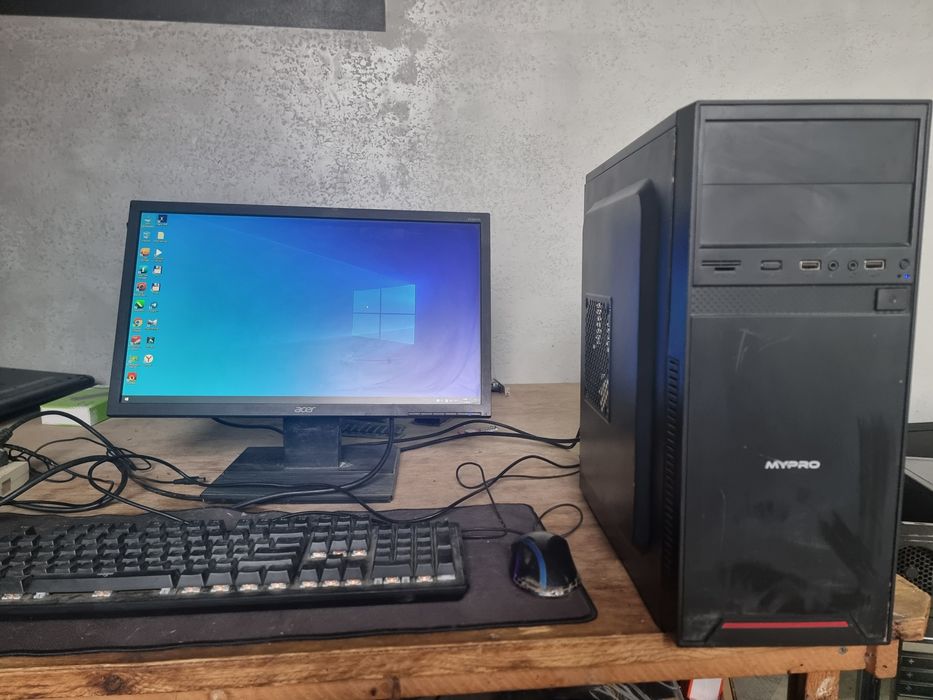 i7 8 gb ozu ssd 128 hdd 500 holati zoʻr