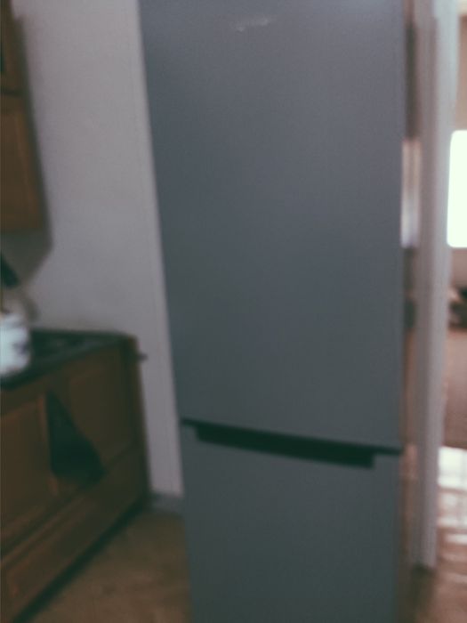 Холодильник indesit