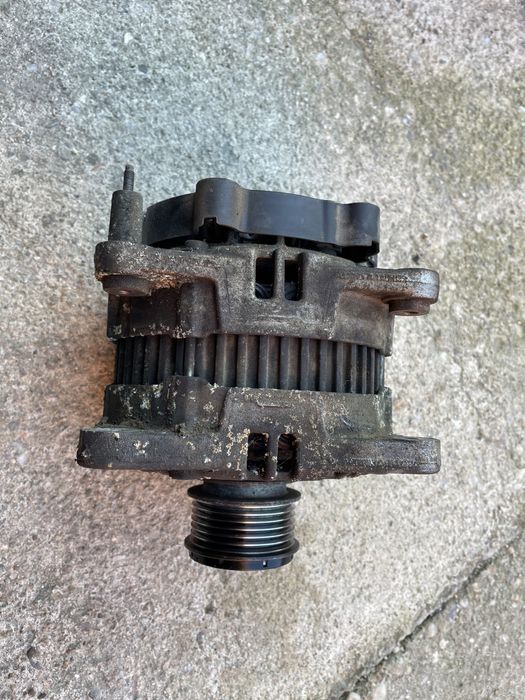 Alternator VW Passat b6 b7 CC golf 5 DSG 14 V  180 A / 120 A