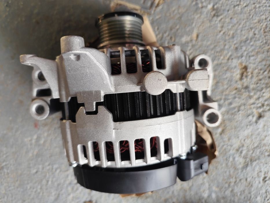 AternatorMercedes-Benz C-Class (W204) (anii 2007 - 2015)
Mercedes-Benz