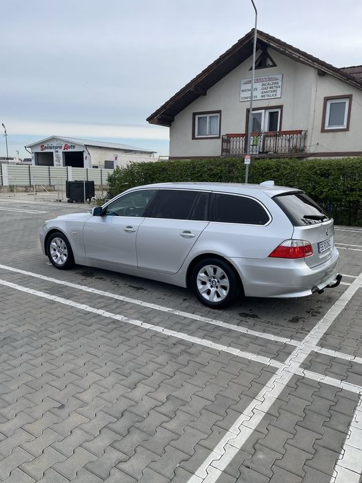 BMW 525 / automata