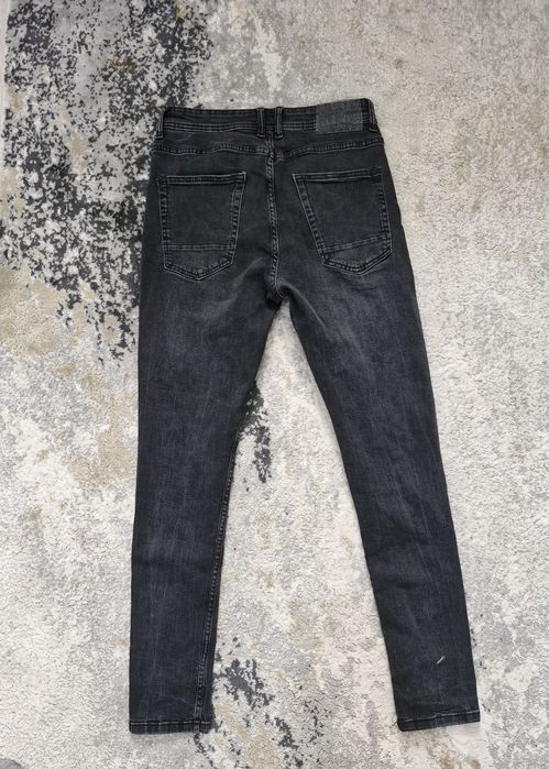 Blugi negri mărimea 28/30