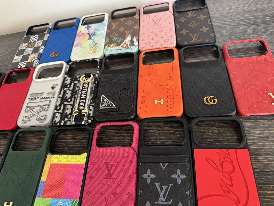Husa Prada Gucci Lv Louboutin OffWhite - iPhone 17 Pro / 17 Pro Max