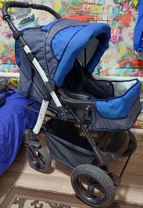 Продам детскую коляску трансформер