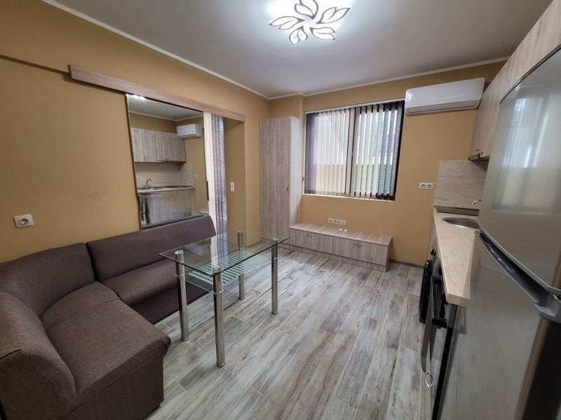 Двустаен апартамент в кв. Павлово!