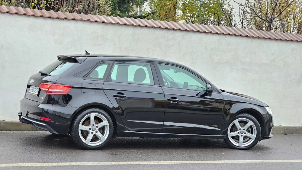 Audi A3 8V Facelift 2018 1.5TSI 150cp S-Tronic Hatchback / Impecabila