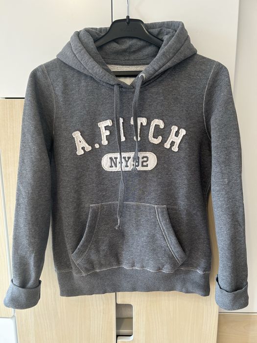 Худи, толстовки с капюшоном и свитшоты для подростков