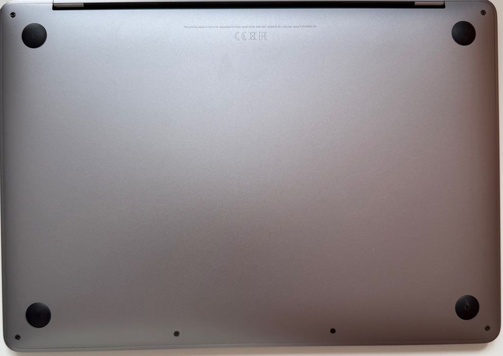 Apple MacBook Pro 13" (2019) – Intel Core i5 / 8GB RAM / 256GB SSD