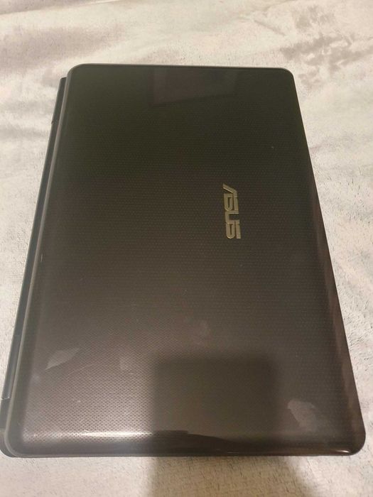 Laptop Asus K61IC functional, fara incarcator.