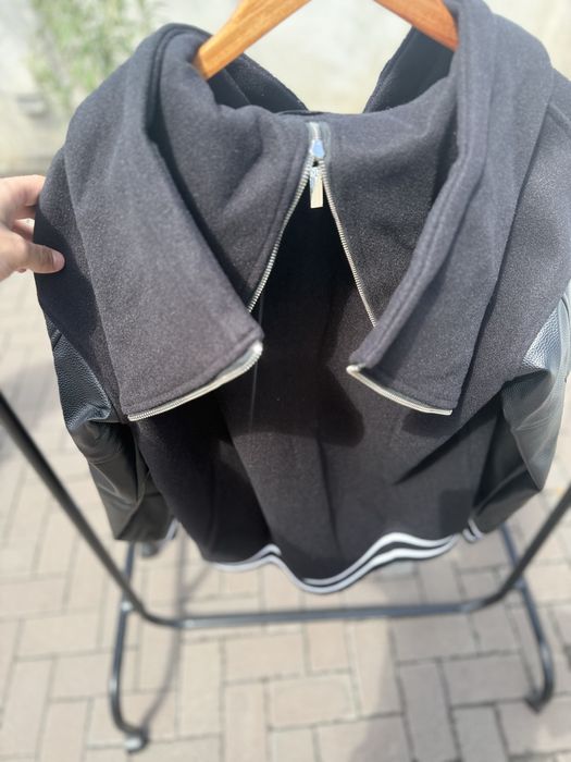 Jacketa Givenchy