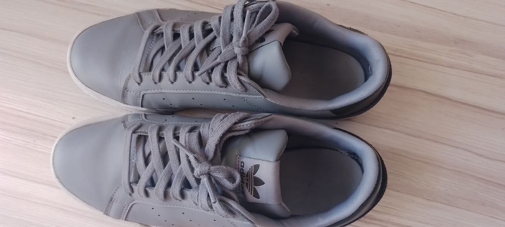 Маратонки Adidas