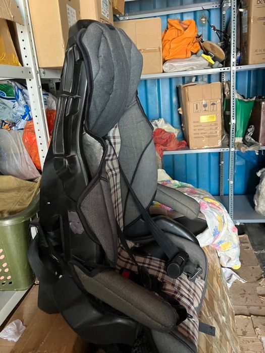 Сиденье детское автомобильное