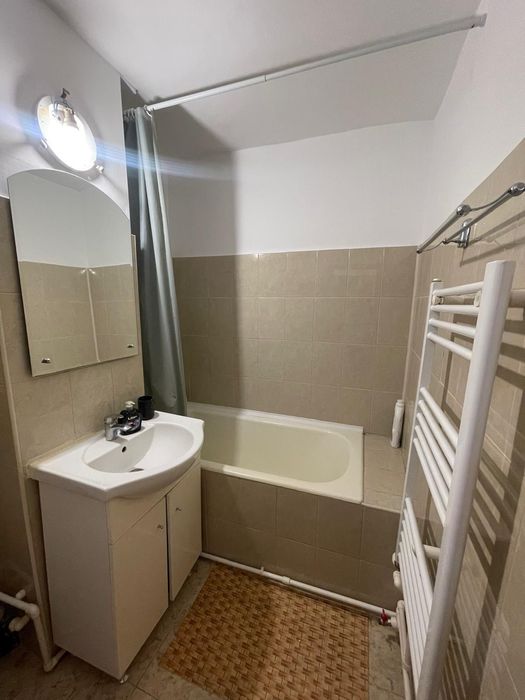 Inchiriere  apartament 2 camere semidecomandat