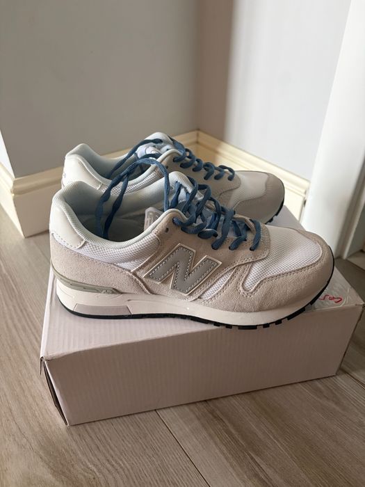 Продам кроссовки  New balance