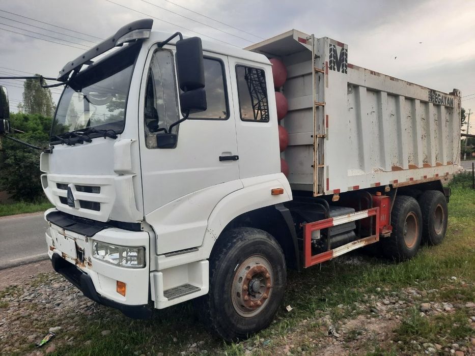 HOWO SINOTRUK
йили 2020
пробег 76 000
завадской газ  8та балон
каробка