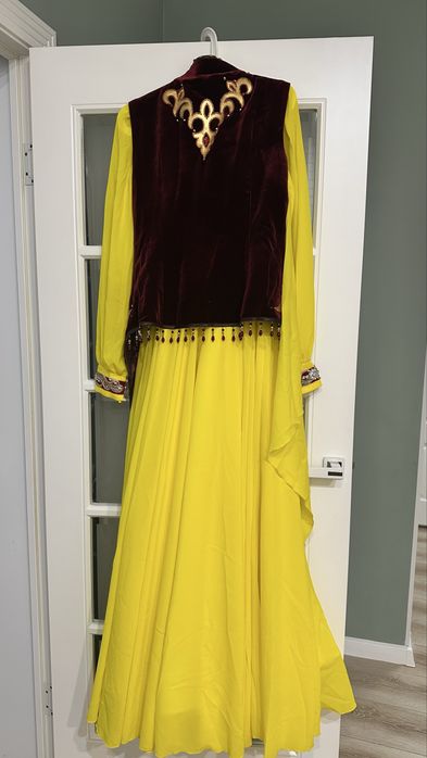 Национальное казахское платье