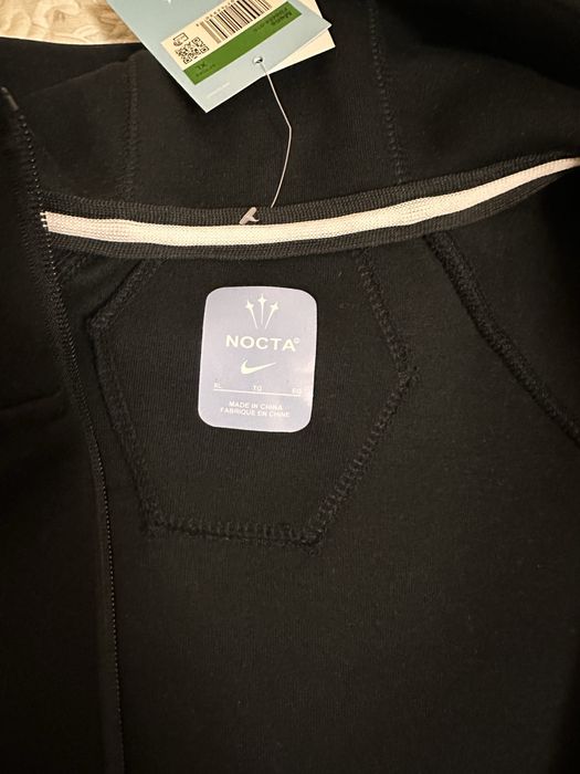 двойка Nike Nocta