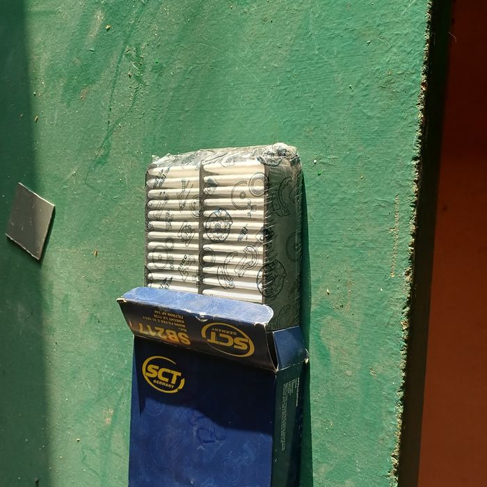 Продам фары на RAV4