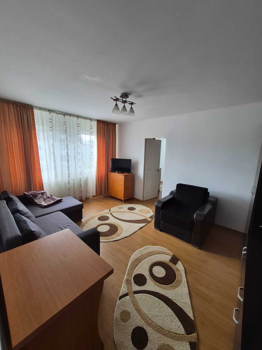 Proprietar inchiriez apartament  cu 2 camere