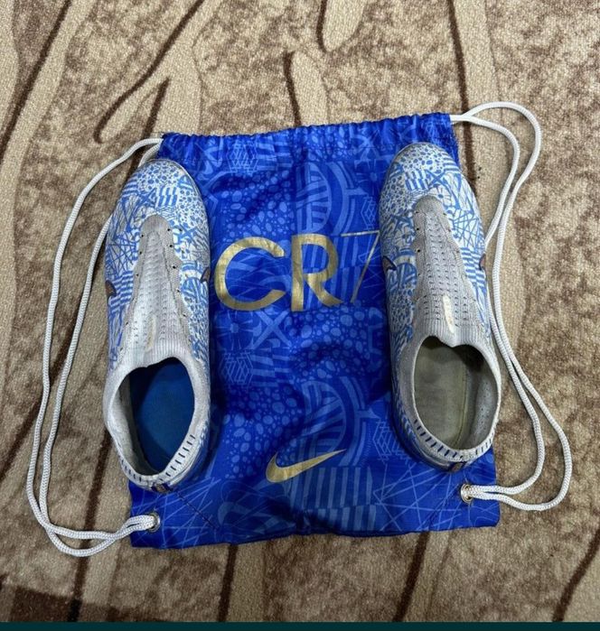 Оригинални мъжки бутони номер 44/45