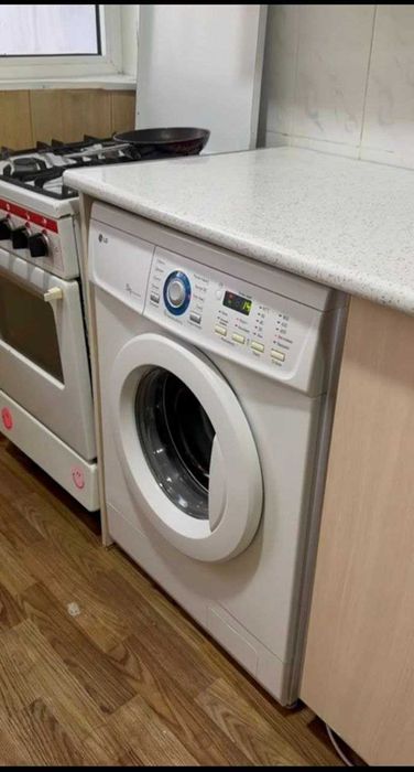 2 хоналик квартира 3 кават ижарага берилади, динамо бозорча