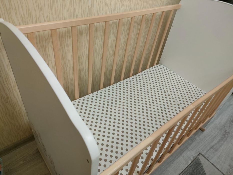 Кроватка детская