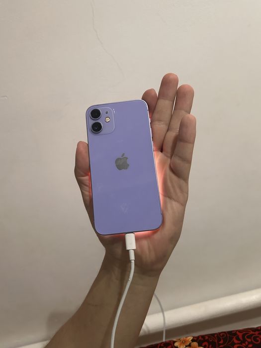 iPhone 12 мини  64гб   75%