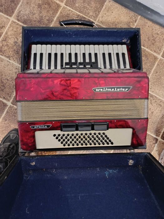 Акордеон 60 баса