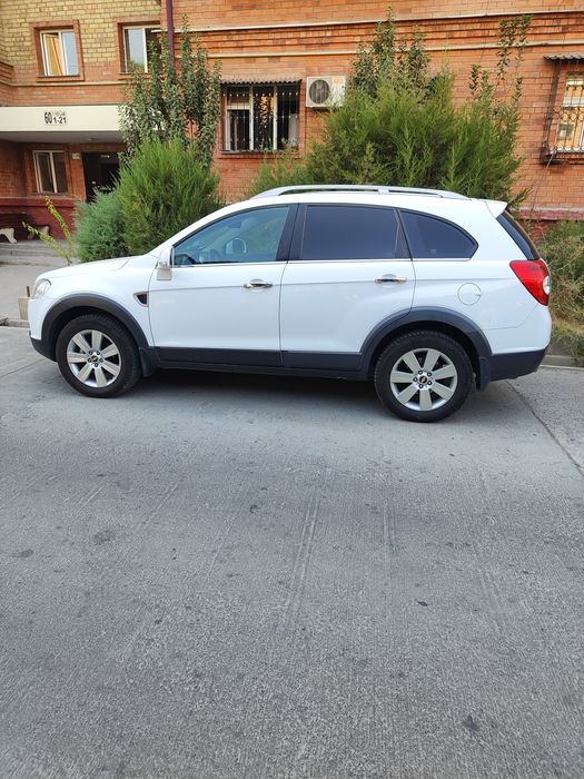 Captiva 1 sotiladi 2010 yil 185000 yurgan