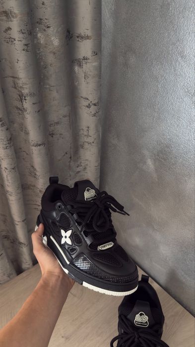 louis vuitton skate black