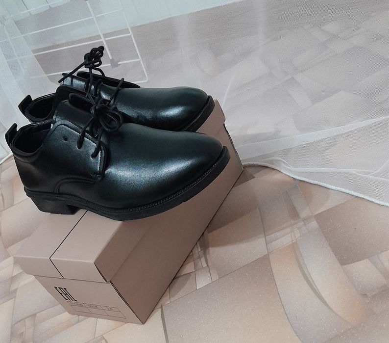 Продам туфли обувь мужские