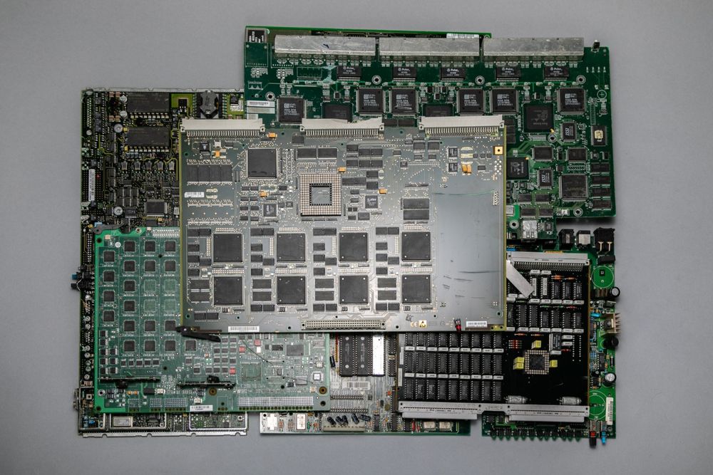 Прием плат, радиодеталь