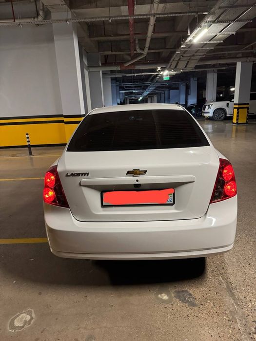 Продаётся Chevrolet Gentra в отличном состоянии. 3 позиция