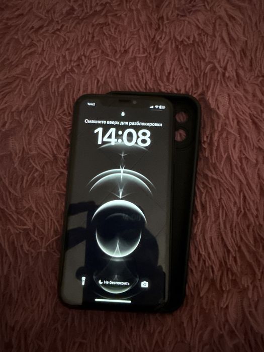 11 айфон продам.