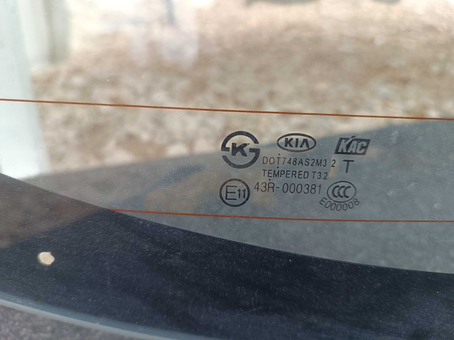 Стъкло багажник 5та врата за Киа Рио / Kia Rio след 2011г