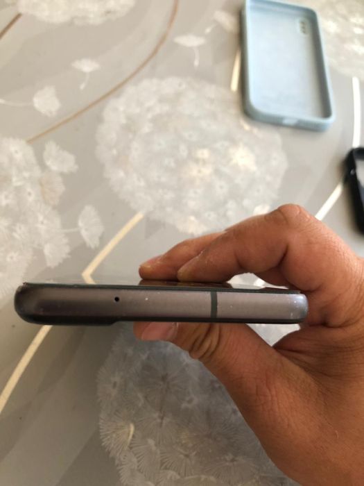 Продам samsung Galaxy s21 fe