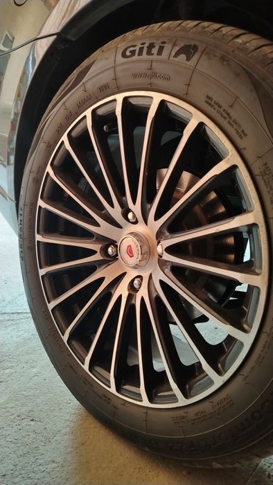 Продам только диски Vossen r17