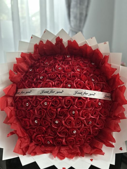 Buchet 91 trandafiri de sapun