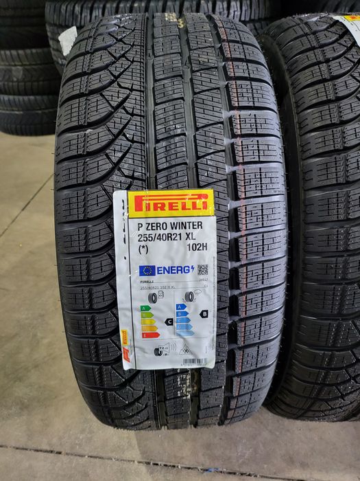 285/35/21//255/40/21 PIRELLI BMW 7 G70